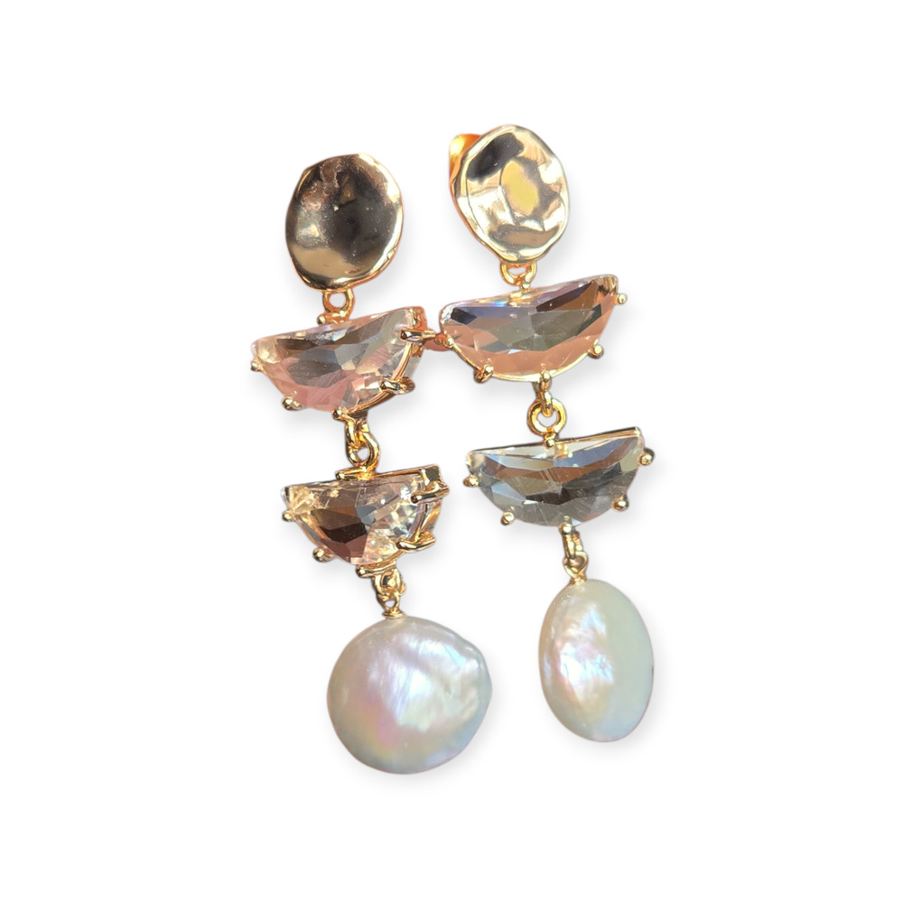 Wander and Lust‎ Wren Freshwater Pearl Earrings in Gold - Picture 4 of 4